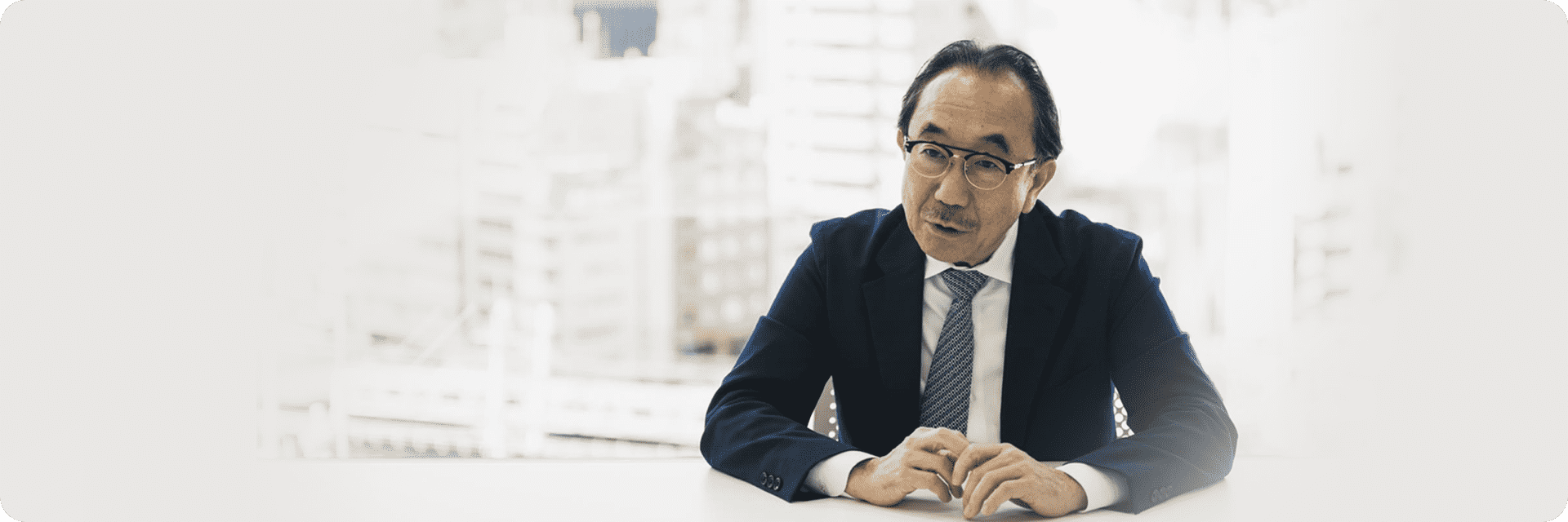 社長近影